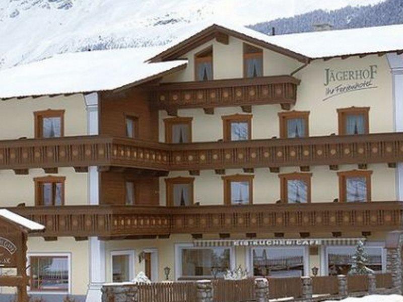 Hotel Jaegerhof カウナータール エクステリア 写真